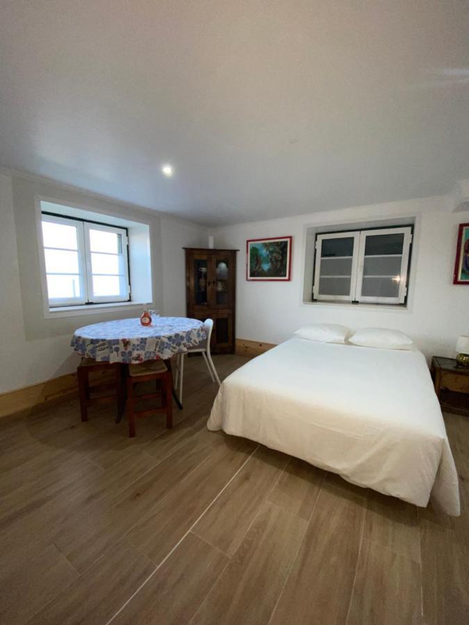 Bed and Breakfast Vistalmar Sao Martinho Сан-Мартинью-ду-Порту Экстерьер фото
